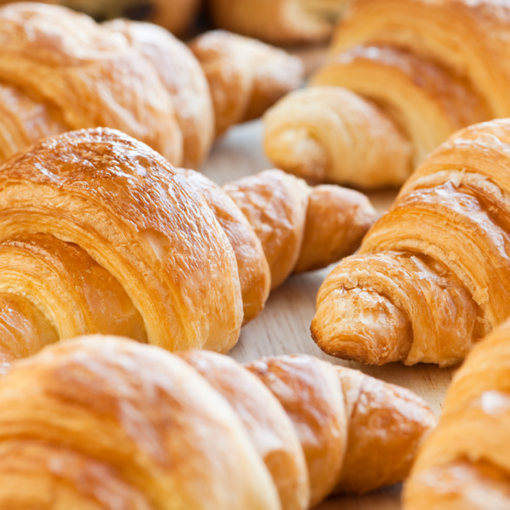 How To Pronounce Croissant In French (+4 Varieties)