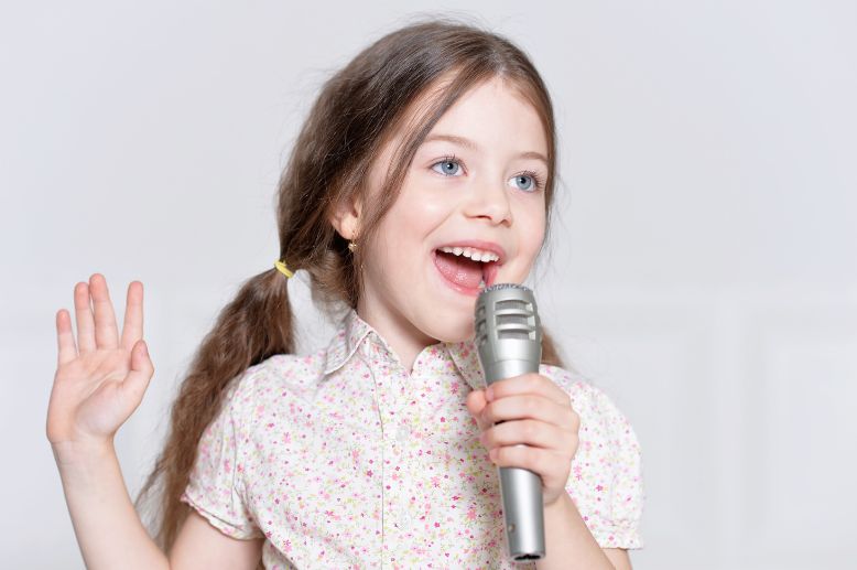 PIcture of girl singing