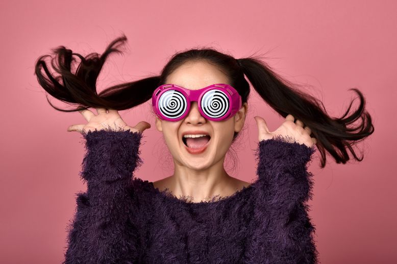 Bête Meaning & Translation Silly, Stupid in French